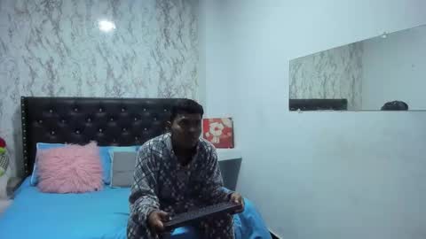 adam_morgan2 online show from 01/07/26, 03:42