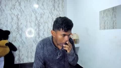 adam_morgan2 online show from 02/15/26, 01:41