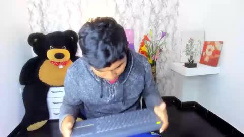 adam_morgan2 online show from 03/05/26, 12:34