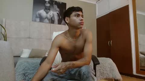 adam_piarse online show from 09/29/25, 02:00