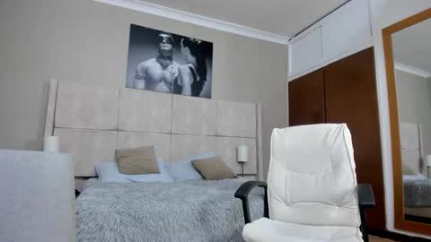 adam_piarse online show from 10/11/25, 11:09