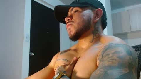 adam shilder7 online show from 04/21/26, 01:42