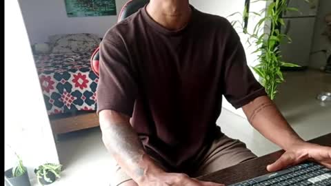 Snapshot of adam_valencia chatting on 06/09/26, 03:45 Adam Valencia online show from 06/09/26, 03:45