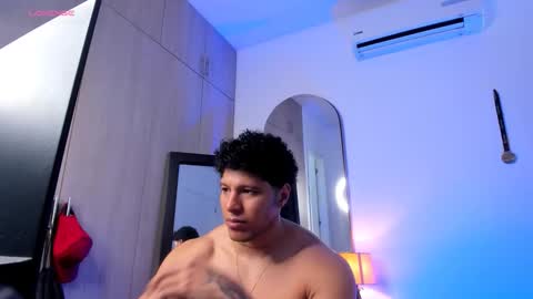 adambrocs1 online show from 03/27/26, 04:40