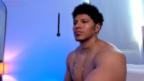 adambrocs1 online show from 03/31/26, 09:59