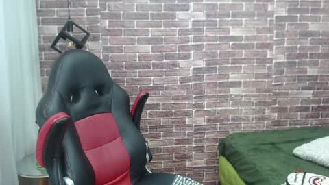 Adam online show from 02/06/25, 09:43