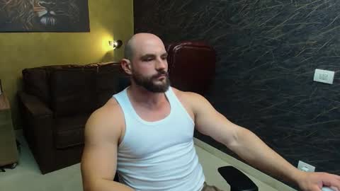 Snapshot of adamjameson chatting on 06/16/26, 05:10 AdamJameson online show from 06/16/26, 05:10