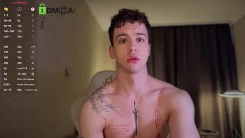 Hi Im Adam Glad to see u here 3 And its my first day online show from 10/15/25, 12:38