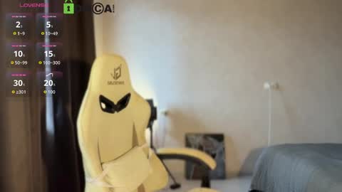 Hi Im Adam Glad to see u here 3 And its my first day online show from 04/24/26, 02:52