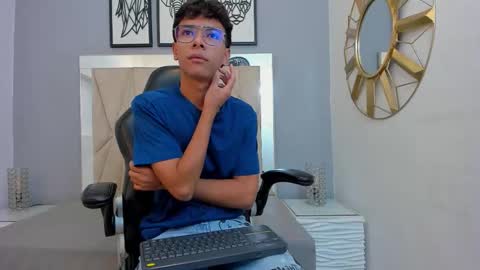 Adams Bobby online show from 01/12/26, 11:26