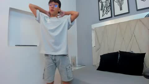 Adams Bobby online show from 01/14/26, 11:27