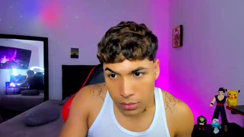 Snapshot of adams_collins chatting on 10/01/25, 10:27 Adams online show from 10/01/25, 10:27