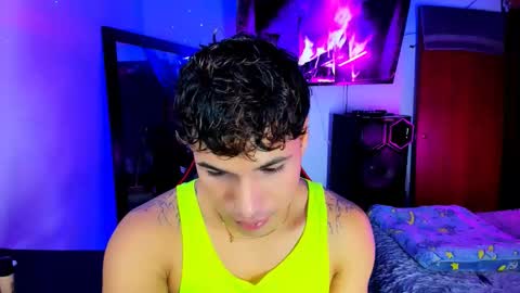 Snapshot of adams_collins chatting on 10/24/25, 09:33 Adams online show from 10/24/25, 09:33