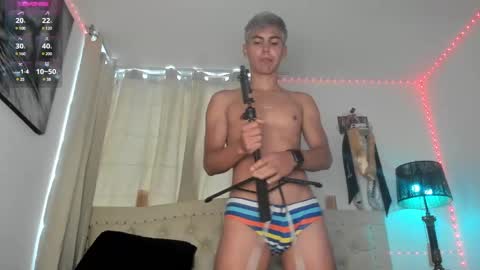 Snapshot of adams_ricci chatting on 01/04/25, 12:38 Adams online show from 01/04/25, 12:38