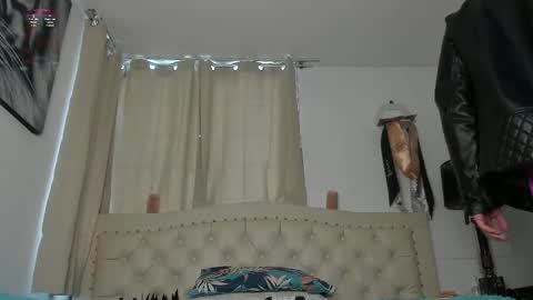 Snapshot of adams_ricci chatting on 02/24/25, 12:48 Adams online show from 02/24/25, 12:48