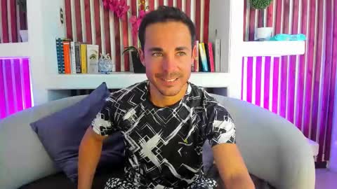 Im Adams Sanz online show from 02/26/26, 07:24