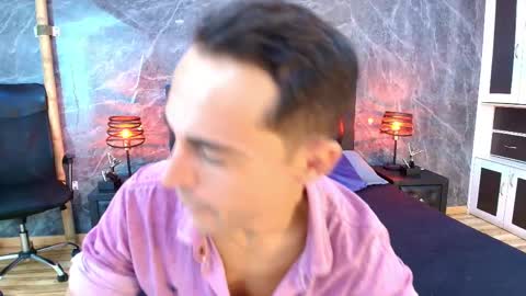 Im Adams Sanz online show from 03/24/26, 07:08