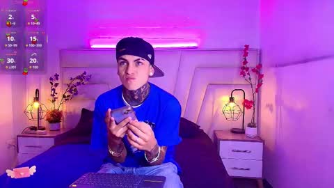 AdamsWalkerr  online show from 02/04/26, 12:33