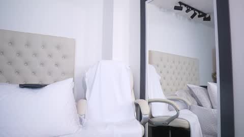 Adan Johns online show from 02/25/25, 11:33