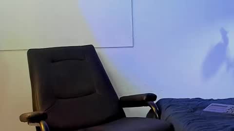 Snapshot of adan_rivas chatting on 02/11/25, 12:38 adan online show from 02/11/25, 12:38
