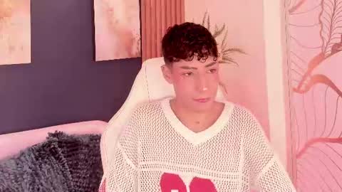 Snapshot of adann_scott chatting on 06/10/26, 01:10 Adan online show from 06/10/26, 01:10