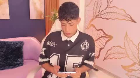 Snapshot of adann_scott chatting on 06/23/26, 12:36 Adan online show from 06/23/26, 12:36
