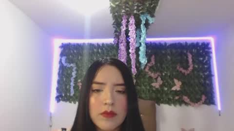 Snapshot of adara_cute_69 chatting on 07/18/26, 04:22 Adara online show from 07/18/26, 04:22