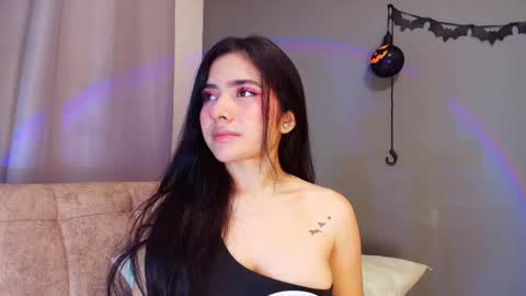  Adara Johnson  online show from 10/03/25, 11:51