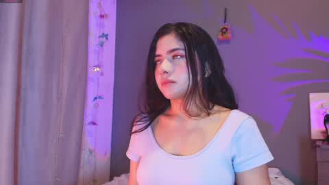 Snapshot of adara_johnson_ chatting on 04/26/26, 11:41 Adara Johnson online show from 04/26/26, 11:41