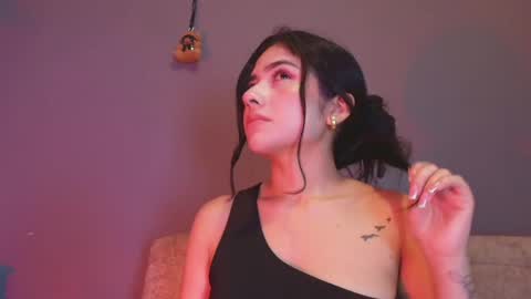 Snapshot of adara_johnson_ chatting on 05/06/26, 11:48 Adara Johnson online show from 05/06/26, 11:48