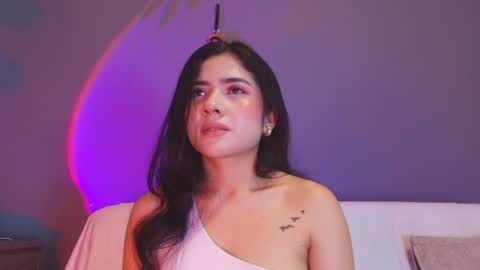 Snapshot of adara_johnson_ chatting on 05/08/26, 12:21 Adara Johnson online show from 05/08/26, 12:21