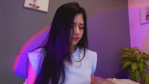 Snapshot of adara_johnson_ chatting on 05/31/26, 11:39 Adara Johnson online show from 05/31/26, 11:39