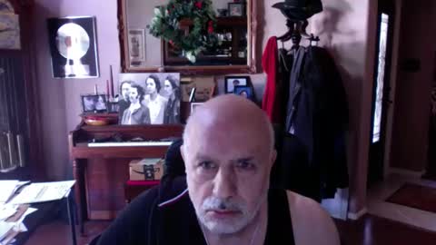 add_me_2 online show from 04/19/26, 06:10