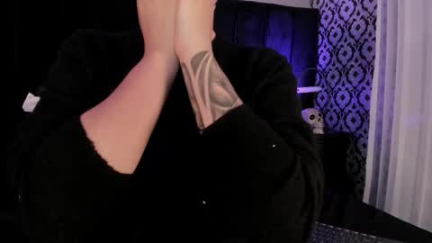 Ade  online show from 12/03/25, 07:56