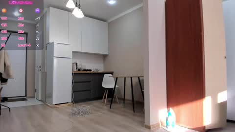 Adel online show from 02/15/25, 10:00