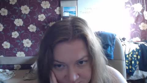 Snapshot of adel_redhead_ chatting on 06/13/26, 02:59 Adel online show from 06/13/26, 02:59