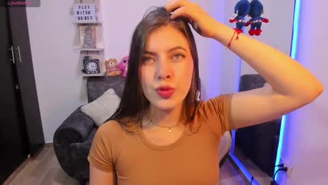 Snapshot of adela_parker chatting on 10/14/25, 08:20 Adela Parker online show from 10/14/25, 08:20