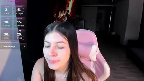 Snapshot of adela_parker chatting on 02/02/26, 09:02 Adela Parker online show from 02/02/26, 09:02