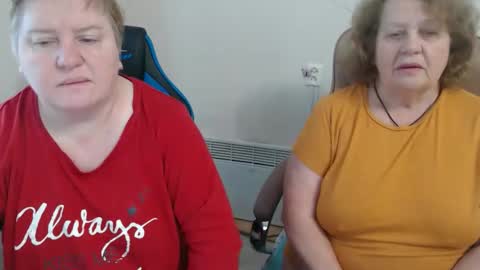 Snapshot of adelandsofia chatting on 01/07/26, 08:50 AdelAndSofia online show from 01/07/26, 08:50