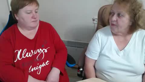 Snapshot of adelandsofia chatting on 01/31/26, 07:45 AdelAndSofia online show from 01/31/26, 07:45