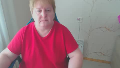 Snapshot of adelandsofia chatting on 02/16/26, 01:18 AdelAndSofia online show from 02/16/26, 01:18