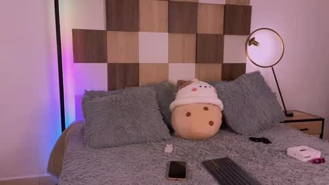 Andrea online show from 11/10/25, 11:31