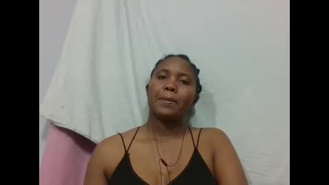 adelealy online show from 10/02/25, 05:47