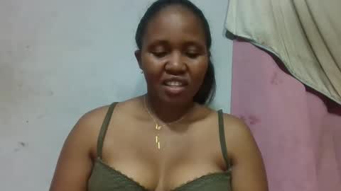 Snapshot of adelealy chatting on 05/07/26, 06:35 adelealy online show from 05/07/26, 06:35
