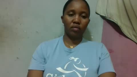 Snapshot of adelealy chatting on 06/04/26, 03:12 adelealy online show from 06/04/26, 03:12