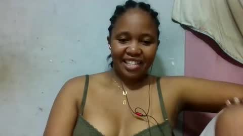 Snapshot of adelealy chatting on 06/05/26, 07:03 adelealy online show from 06/05/26, 07:03