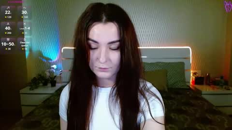 Snapshot of adelecherie69 chatting on 10/16/25, 02:51 Adele online show from 10/16/25, 02:51