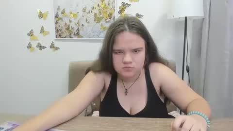 adelecruzz online show from 03/08/25, 04:50