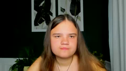 Snapshot of adelecruzz chatting on 05/01/26, 11:59 adelecruzz online show from 05/01/26, 11:59