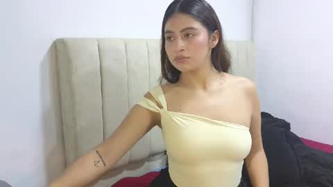 Snapshot of adelein_foxxx chatting on 07/09/26, 06:34 adellein foxx online show from 07/09/26, 06:34